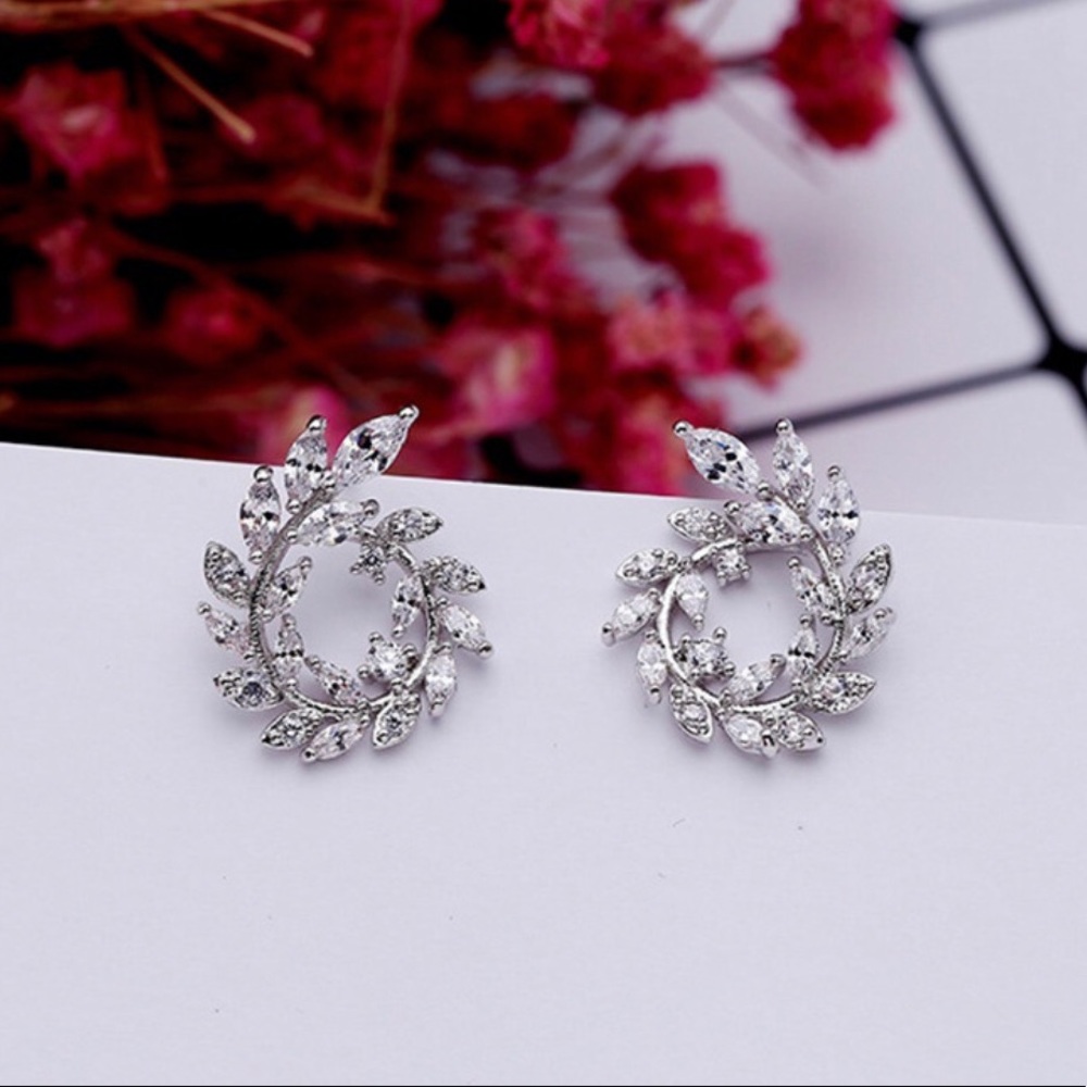 CZ Crystal Silver Studs - Picture 2 of 6